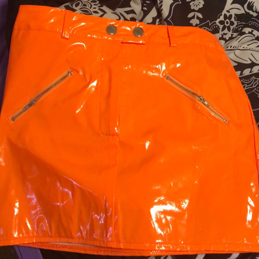 NEW WITH TAGS. FASHIONNOVA CLUB NIGHT SKIRT